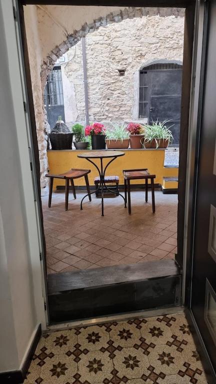 Beautifully Restored Romantic Apartment In The Centre Of Historic Dolcedo Dış mekan fotoğraf